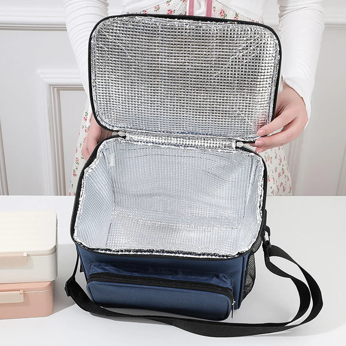Portable lunch bag food thermal box durable waterproof office cooler lunchbox with adjustable shoulder strap insulated case. ZMT