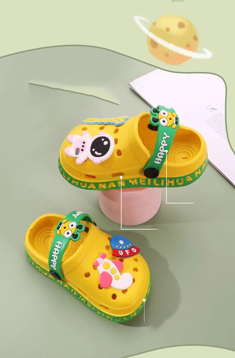 Cartoon Baby Soft-Sole Sandals – Ultra-Light Non-Slip Infant Closed-Toe Sandals for Boys and Girls, Beach Shoes
