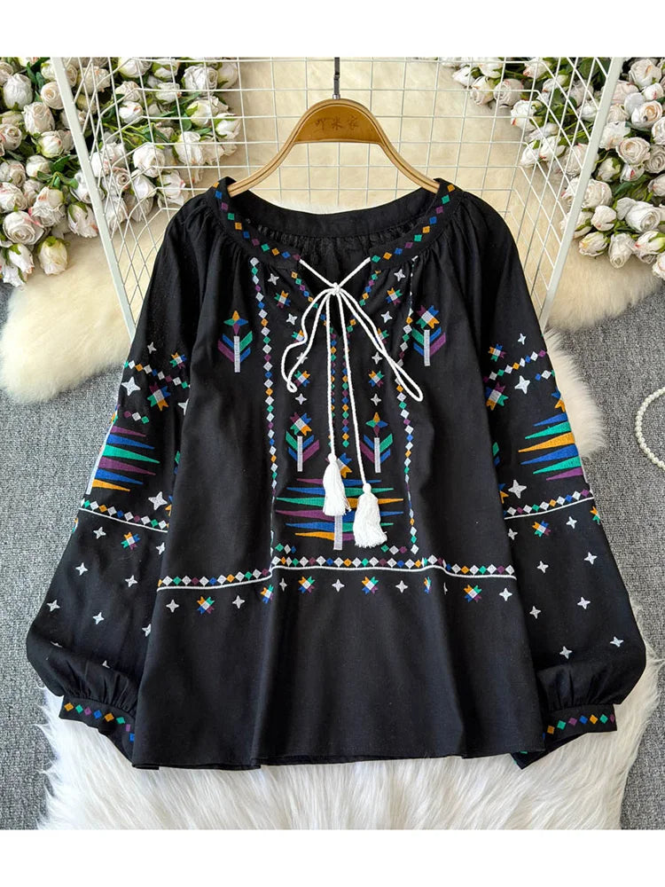 Women's Autumn Blouse Temperament Fashionable Vintage Embroidered Shirt 2024 New Bohemian Vacation Style Loose Top BL026
