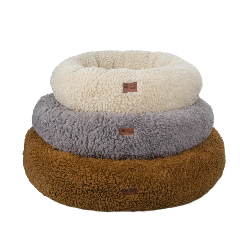 Wholesale Manufacturer Soft Luxury Fleece Plush Pet Cushion Round Donut Sleeping Calming Pet Cat Dog Bed Dog Kennel