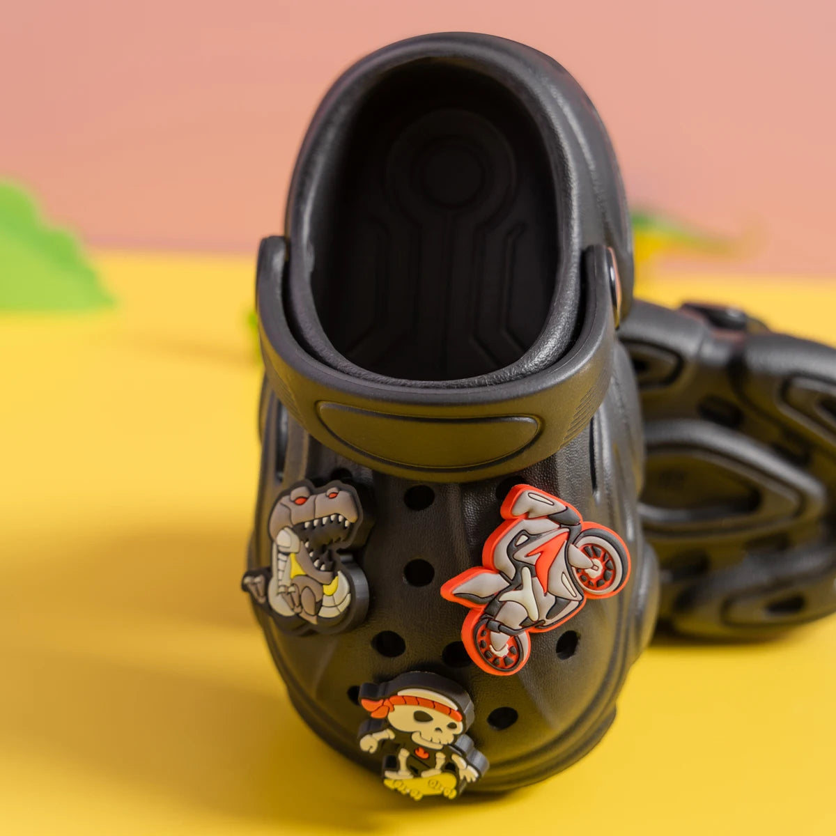 New Solid Color Summer Breathable Garden Shoes Baby Sandals Cute Decoration Boys Girls Lightweight Anti-slip Casual Shoes