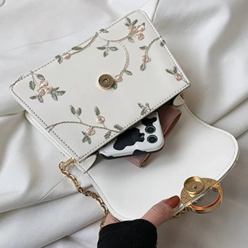 NEWEST Shell Beads Bags Fashion Sweet Bag Women's Handbags Lace Wedding Chic Lady Chain Women Shoulder Crossbody Bag