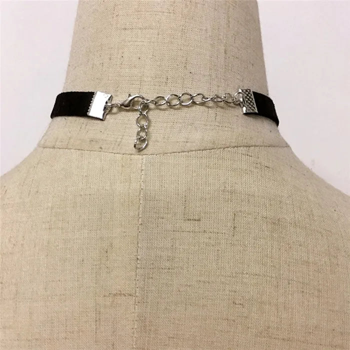 Chocker Gothic Punk Style Black Fake Leather Choker Necklaces Women Crew Neck Necklace Female Party Jewelry Party Gifts Trinkets