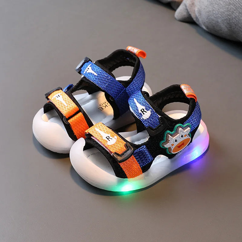 LED Kids Sandals Boys Girls 2023 Summer New Children Cartoon Luminous Light Up Baby Shoes Fashion Sport Soft Bottom Beach Shoes