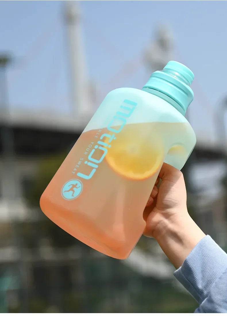 1pc 2L Sports Straw Large Capacity Fitness  With Straw Outdoor Plastic Portable Water Bottle With Scale Gradient Kettle