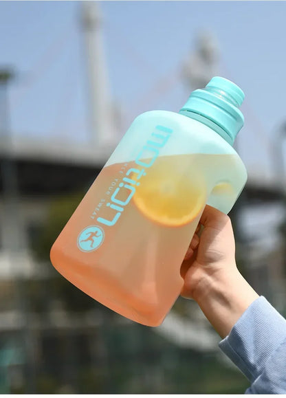 1pc 2L Sports Straw Large Capacity Fitness  With Straw Outdoor Plastic Portable Water Bottle With Scale Gradient Kettle