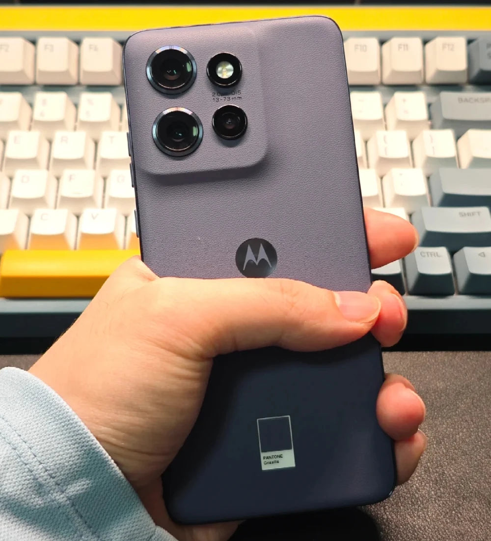 Motorola Moto S50 Dimensity 7300 5G Smartphone 6.36'' 120Hz P-OLED Display 4310mAh 68W SuperVOOC 50MP Camera NFC OTA