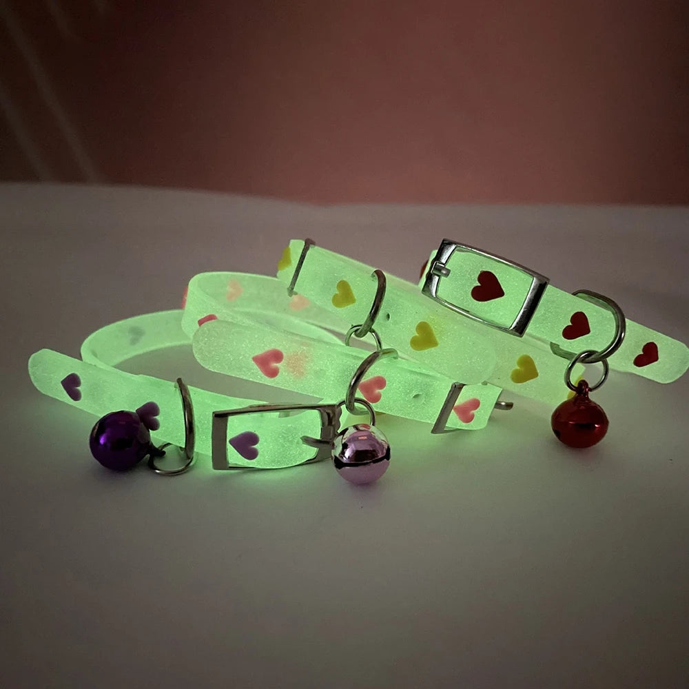 Luminous Cat Necklace Glowing Small Dog Collar Anti-Loss Fluorescent Silicone Bell Collar Neck Ring Pet Cats Accessories
