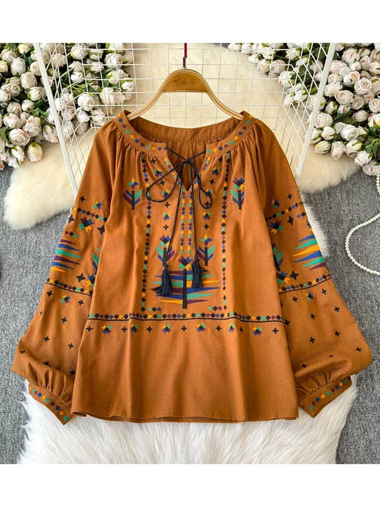 Women's Autumn Blouse Temperament Fashionable Vintage Embroidered Shirt 2024 New Bohemian Vacation Style Loose Top BL026