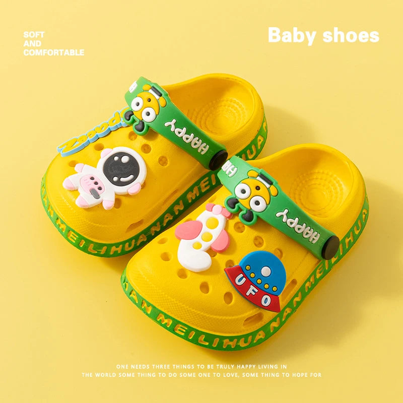 Cartoon Baby Soft-Sole Sandals – Ultra-Light Non-Slip Infant Closed-Toe Sandals for Boys and Girls, Beach Shoes