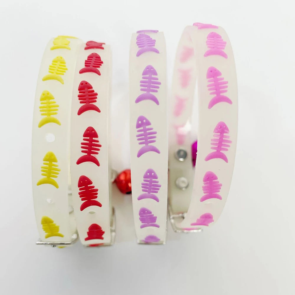 Luminous Cat Necklace Glowing Small Dog Collar Anti-Loss Fluorescent Silicone Bell Collar Neck Ring Pet Cats Accessories