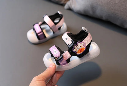 LED Kids Sandals Boys Girls 2023 Summer New Children Cartoon Luminous Light Up Baby Shoes Fashion Sport Soft Bottom Beach Shoes