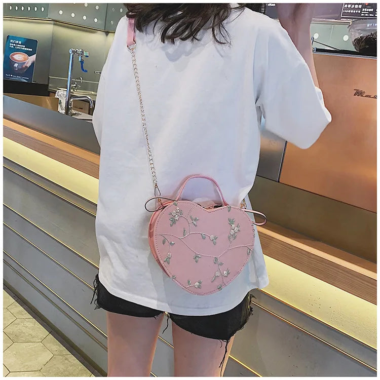 Sweet Lace Round Handbags High Quality PU Leather Women Crossbody Bags for Women 2025 Small Fresh Flower Chain Shoulder