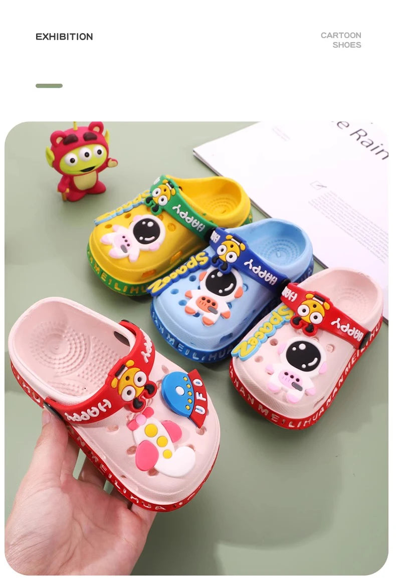 Cartoon Baby Soft-Sole Sandals – Ultra-Light Non-Slip Infant Closed-Toe Sandals for Boys and Girls, Beach Shoes