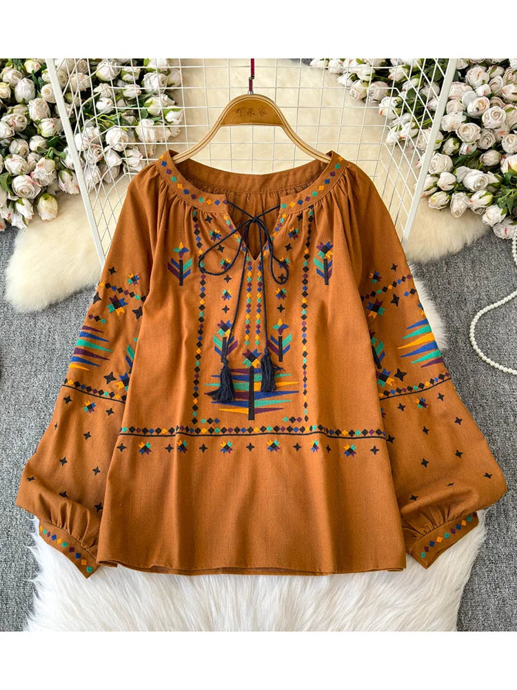 Women's Autumn Blouse Temperament Fashionable Vintage Embroidered Shirt 2024 New Bohemian Vacation Style Loose Top BL026