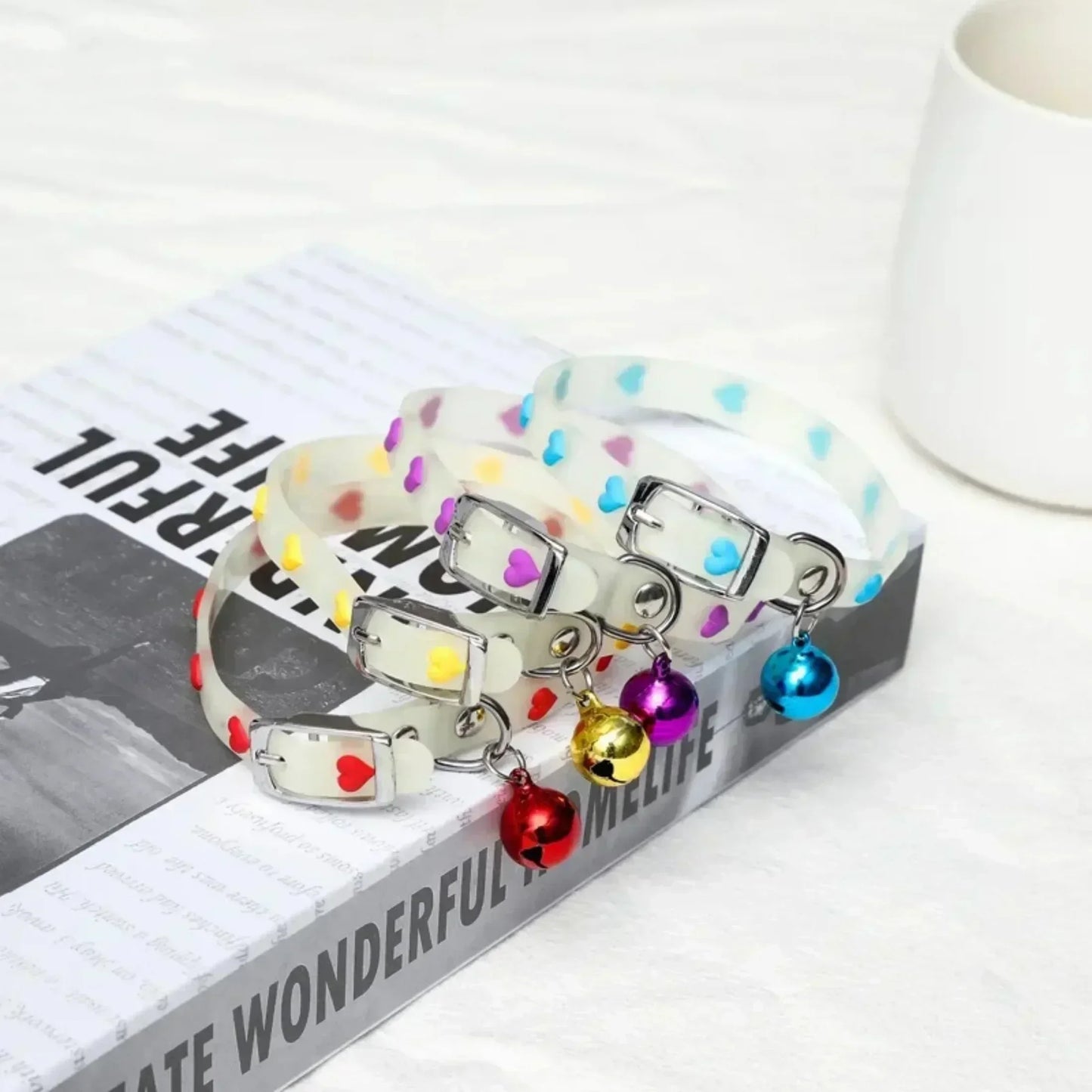 Luminous Cat Necklace Glowing Small Dog CatCollar Anti-Loss Fluorescent Silicone CatBell Collar Neck Ring Pet Cat Accessories