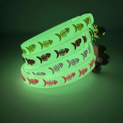 Luminous Cat Necklace Glowing Small Dog Collar Anti-Loss Fluorescent Silicone Bell Collar Neck Ring Pet Cats Accessories