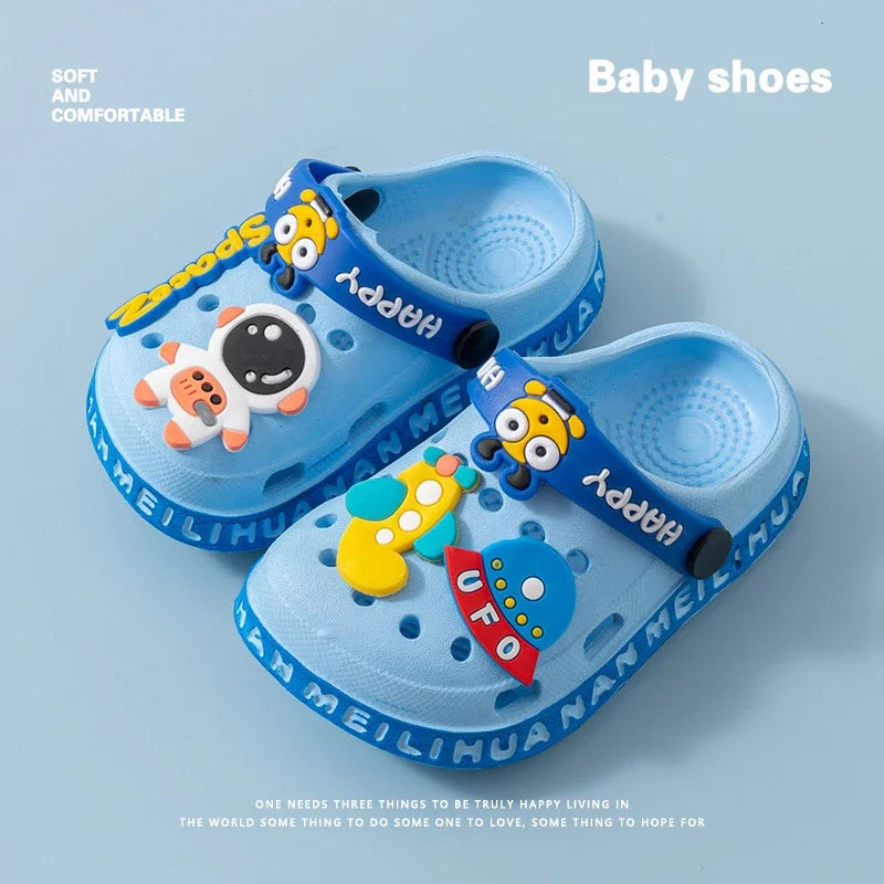 Children's Sandals EVA Ultra Light Boys and Girls Baby and Toddler Anti Slip Hole Shoes  Astronaut UFO Sandals Slippers