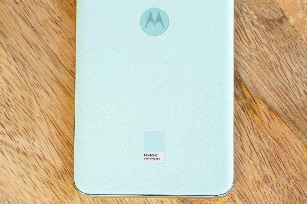 Motorola Moto Edge 40 Neo 5G Mobile Phone 6.55" P-OLED 144Hz 128GB ROM 8GB RAM Dimensity 7030 Octa-Core Android Cell Phone