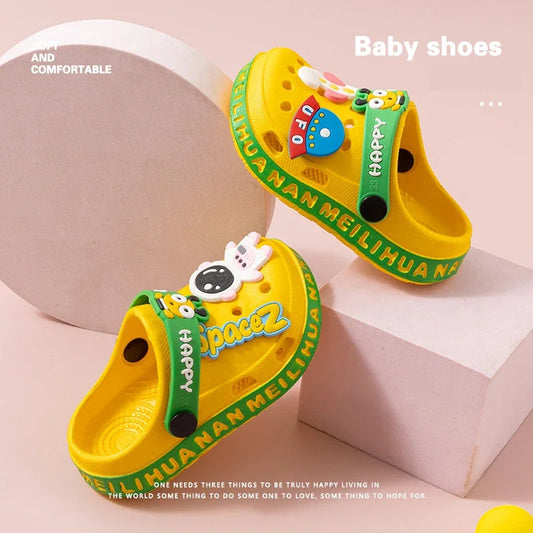 Children's Sandals EVA Ultra Light Boys and Girls Baby and Toddler Anti Slip Hole Shoes  Astronaut UFO Sandals Slippers