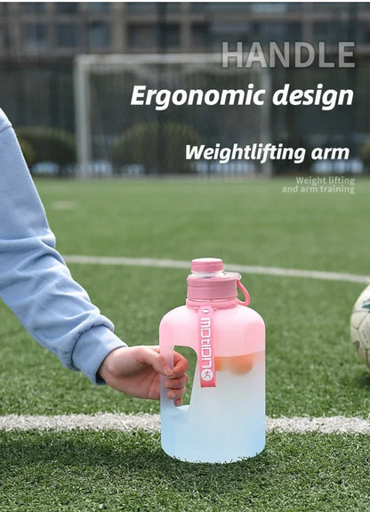 1pc 2L Sports Straw Large Capacity Fitness  With Straw Outdoor Plastic Portable Water Bottle With Scale Gradient Kettle