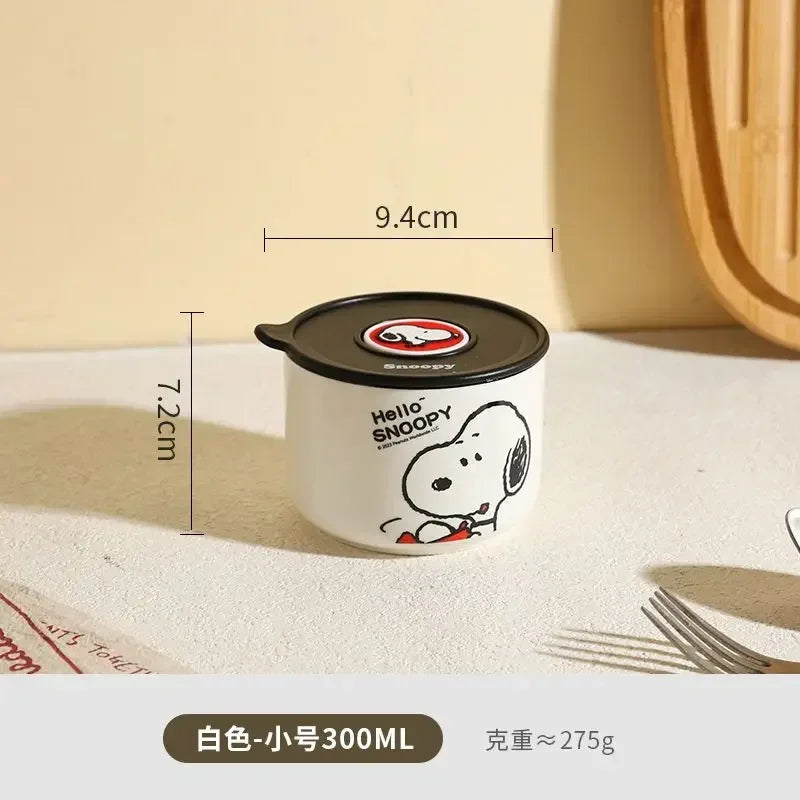 Snoopy animation peripheral cartoon safety bowl sealed ceramic box with lid can be microwaved and portable for office workers