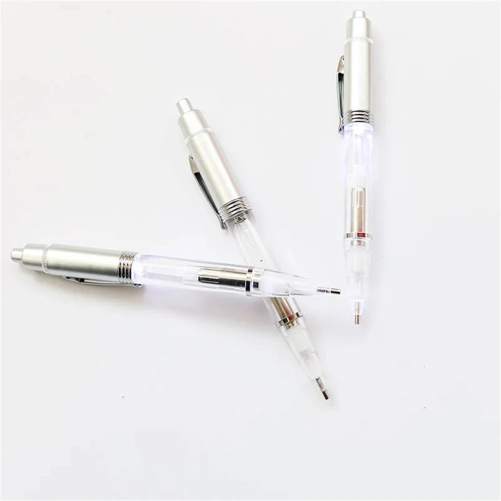 LED DIY Diamond Painting Pen with Light Illumination Drill Art Lighted Pen Applicator Bead Accessories Lighting Tool Accessories