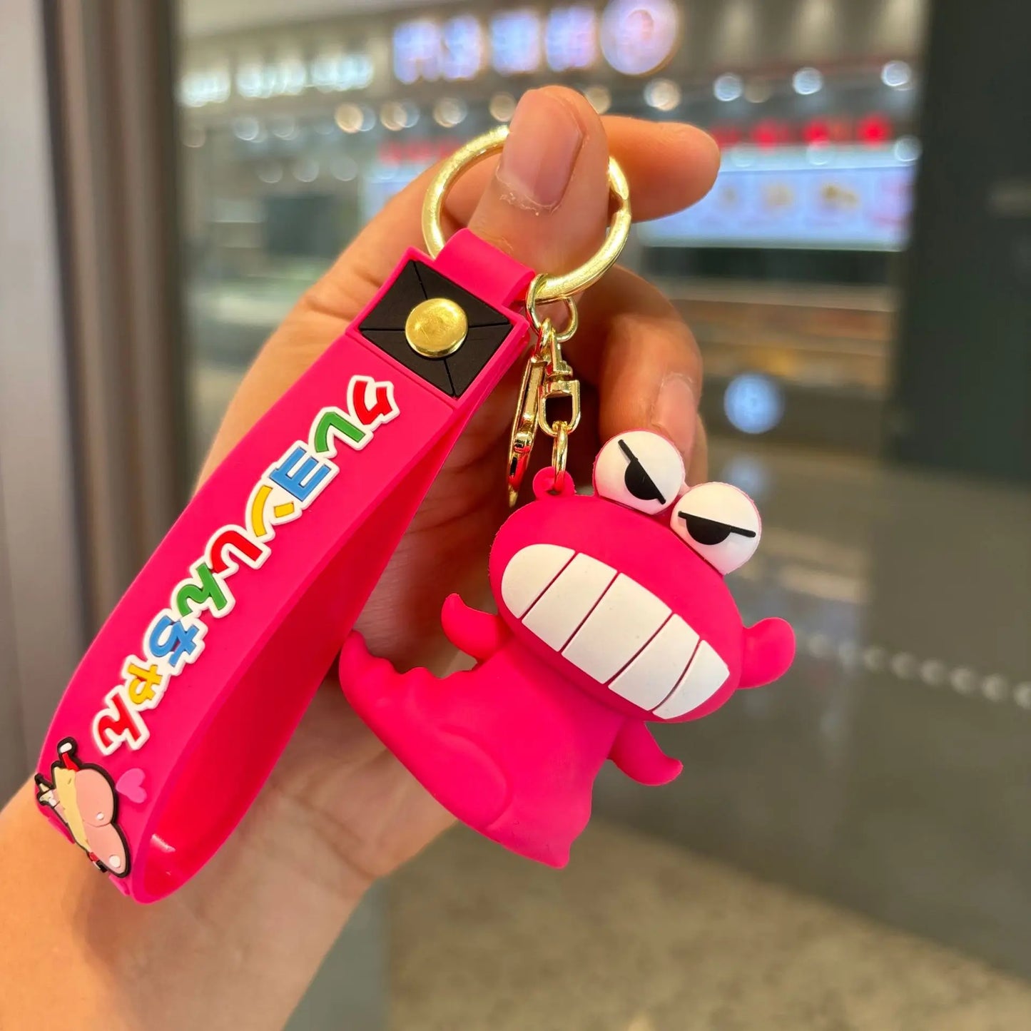 Anime Cartoon Crayon Shin Chans Pvc Doll Keychain Kawaii Couple School Bag Pendant Cute Decoration Gift