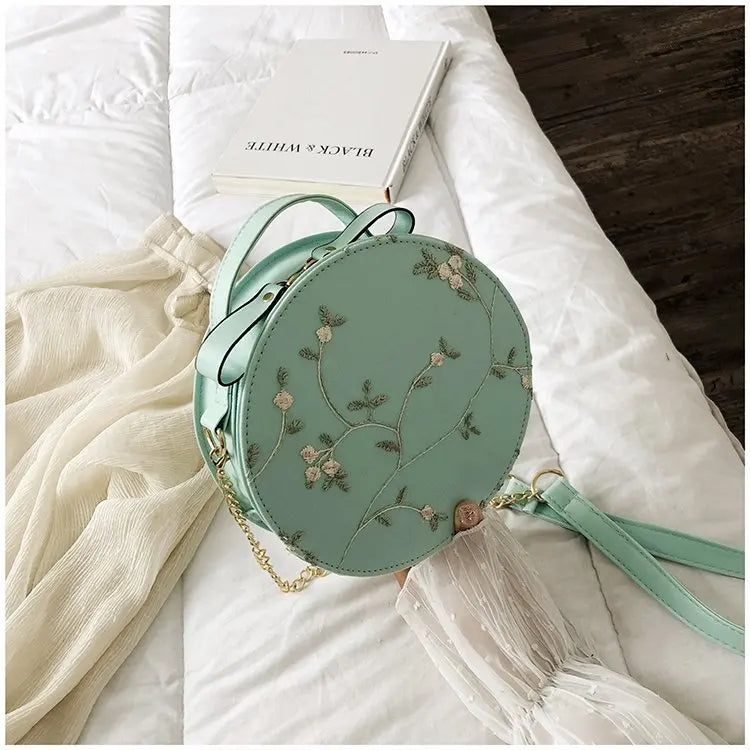 Sweet Lace Round Handbags High Quality PU Leather Women Crossbody Bags for Women 2025 Small Fresh Flower Chain Shoulder
