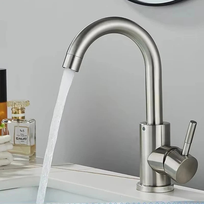 Torneira multifuncional para cascata, 4 modo de saída de água, torneira de pulverização, Rotação 360 °, água quente e fria, mist