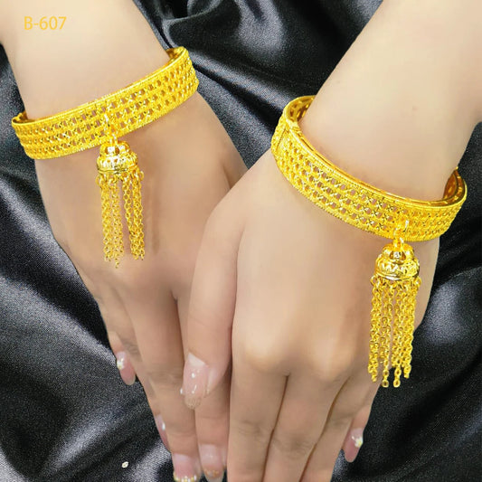 XUHUANG New Design Dubai Gold Color Bangles With Tassel Pendant For Women Indian Middle Eastern Nigerian Wedding Luxury Jewelry