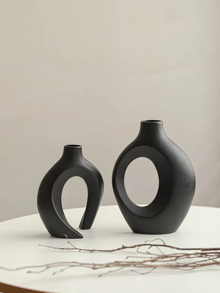 ,  Hollow Cuddled Ceramic Vase, 2 for Modern Home Decoration, Boho Donut Vase, Black and White Minimalist Decorative Flowerpot