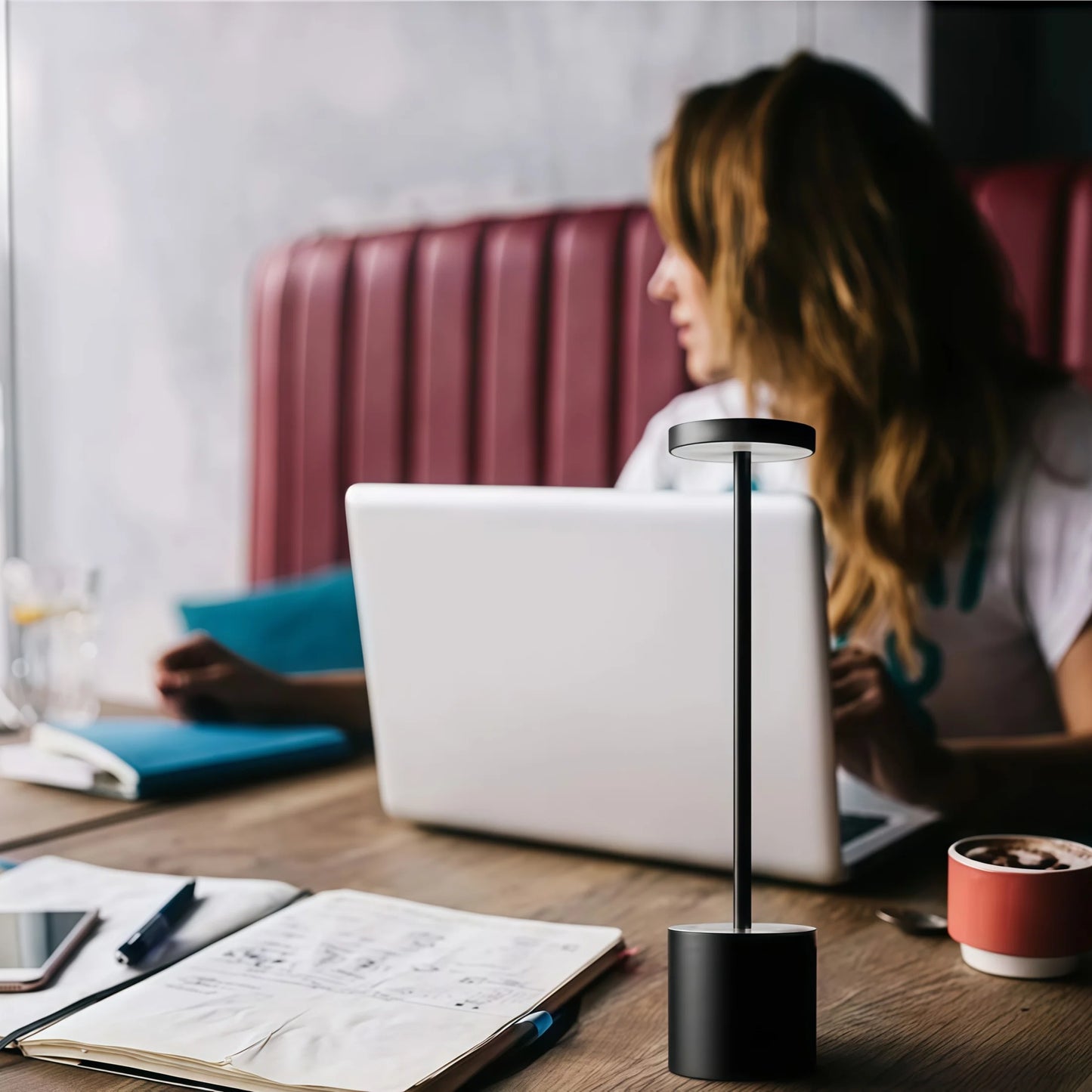 Wireless charging LED desk lamp | 3-color + adjustable dimming | USB charging | Bedside lamp | Festival gift.