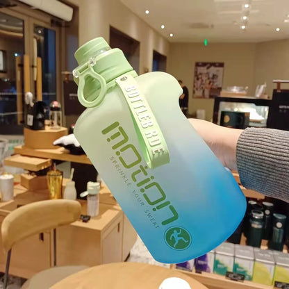 1pc 2L Sports Straw Large Capacity Fitness  With Straw Outdoor Plastic Portable Water Bottle With Scale Gradient Kettle