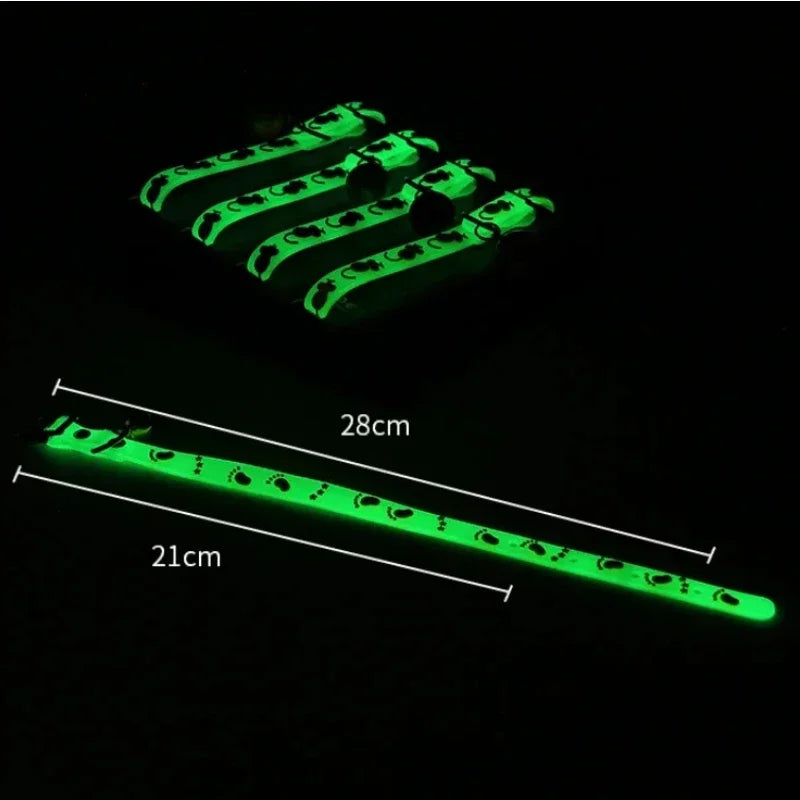 Luminous Cat Necklace Glowing Small Dog Collar Anti-Loss Fluorescent Silicone Bell Collar Neck Ring Pet  Accessories