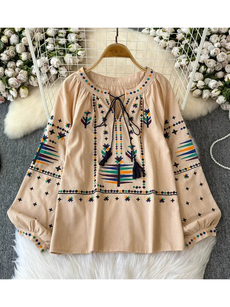 Women's Autumn Blouse Temperament Fashionable Vintage Embroidered Shirt 2024 New Bohemian Vacation Style Loose Top BL026