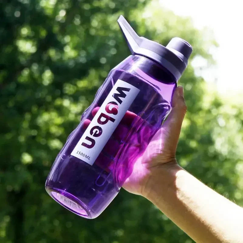 1/1.5L Leak Proof Water Cup Environmentally Plastic Water Bottles Sports Bottle Large Capacity Travel Water Bottle Flip