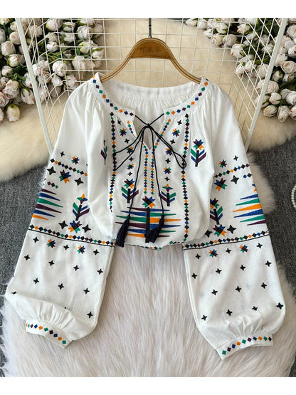 Women's Autumn Blouse Temperament Fashionable Vintage Embroidered Shirt 2024 New Bohemian Vacation Style Loose Top BL026