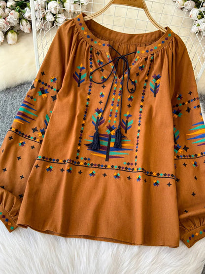 Women's Autumn Blouse Temperament Fashionable Vintage Embroidered Shirt 2024 New Bohemian Vacation Style Loose Top BL026