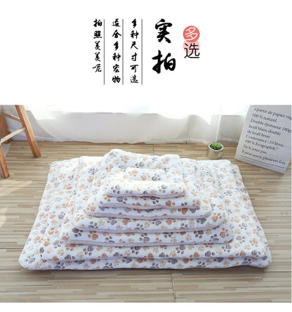 Double-sided Pet Mat Mats Short Plush Pet Sleeping Bed for Cats Small Dogs Cute Pet Pad Blanket Warm Kitten Cushion Cat Sofa Bed