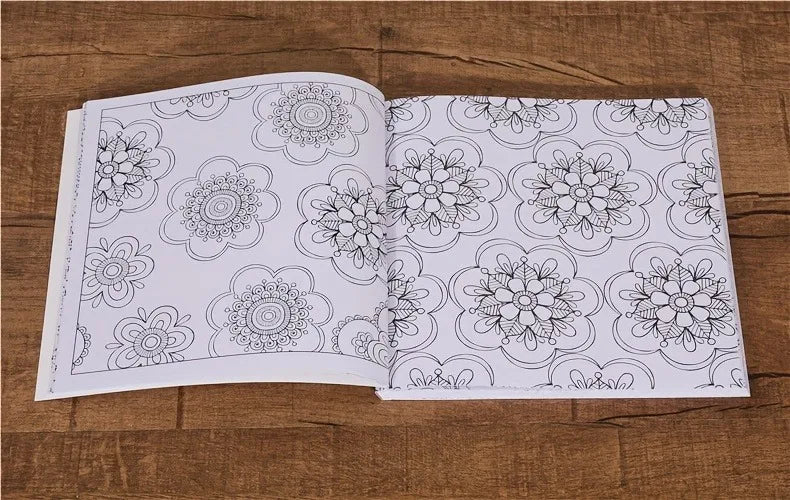 Mandalas Stress Relief Coloring Book English Edition, 128 pages thick 160g white cardboard, packaged in adult art mixed pattern