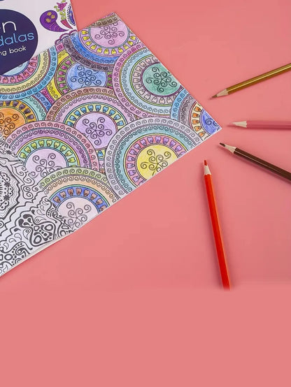 A1PCScoloring book for decompression Painting This is a student's hand-drawn coloring book for decompression