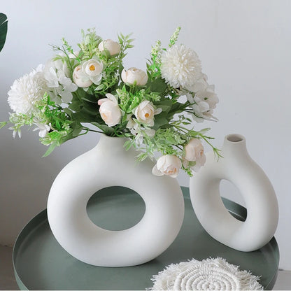 Nordic Plastic Flower Bottle Modern Style Circular Hollow Imitation Ceramic Fashion Living Room Home Office Desktop Decoration