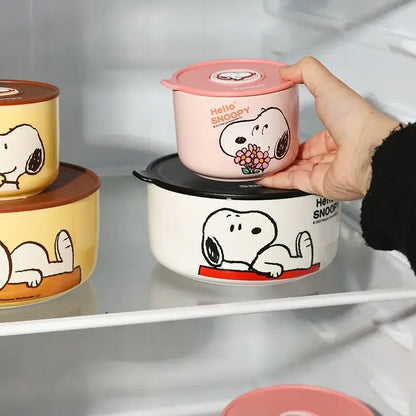 Snoopy animation peripheral cartoon safety bowl sealed ceramic box with lid can be microwaved and portable for office workers