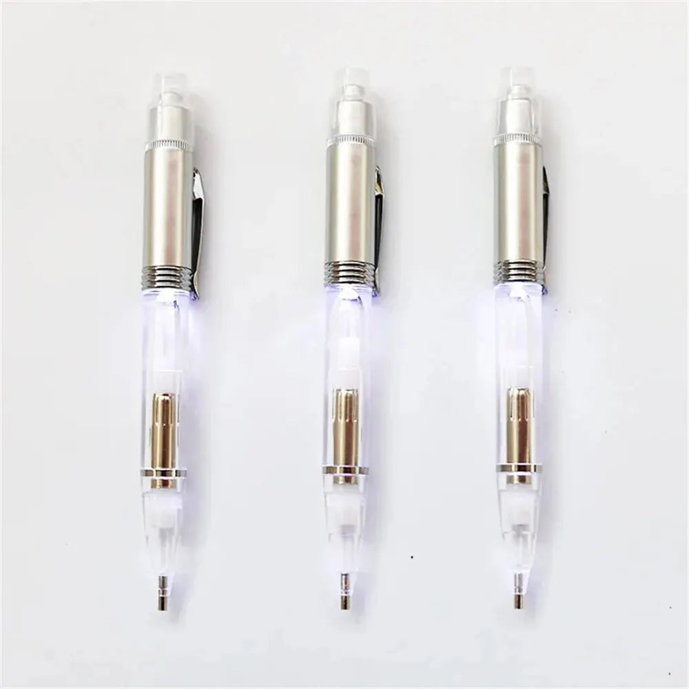 LED DIY Diamond Painting Pen with Light Illumination Drill Art Lighted Pen Applicator Bead Accessories Lighting Tool Accessories